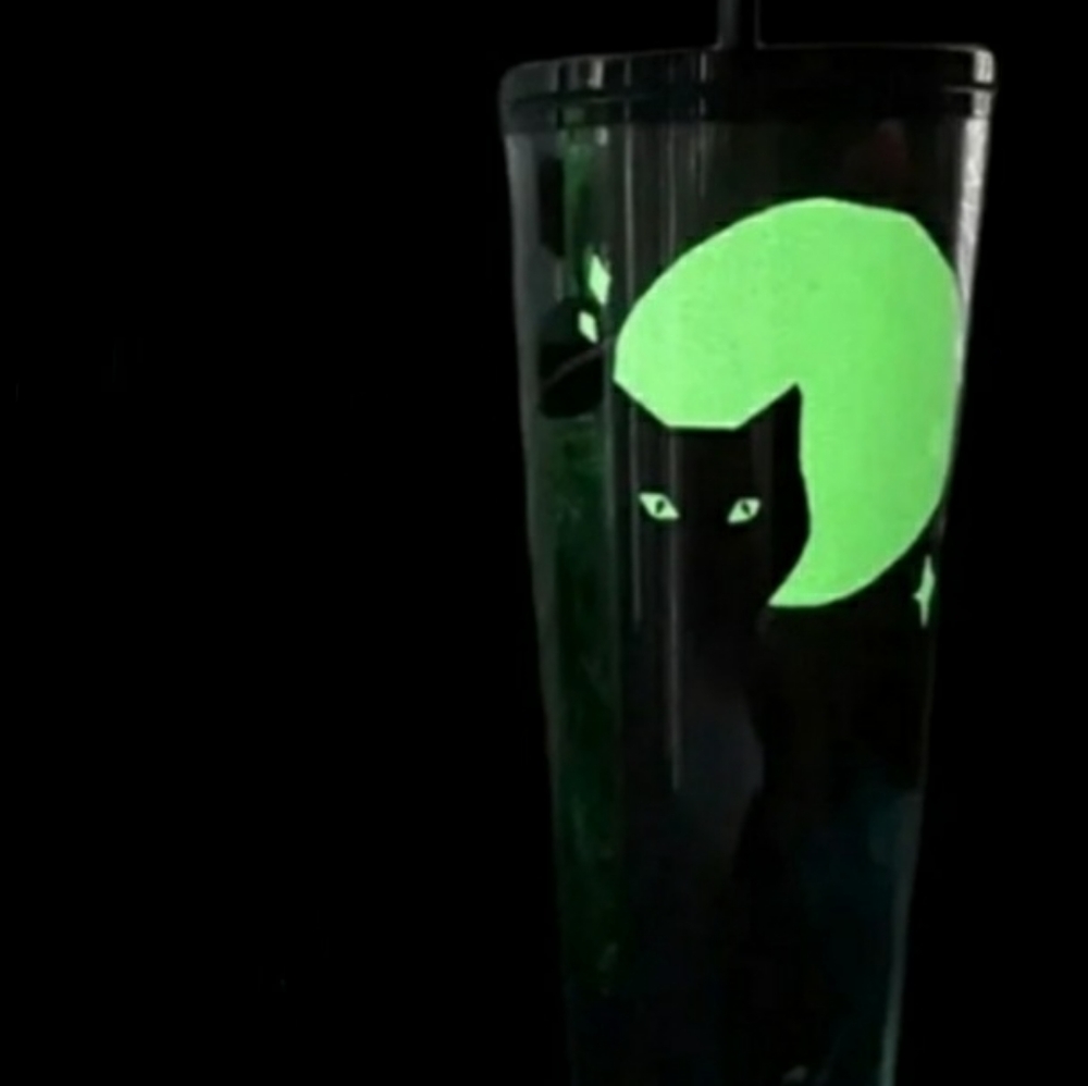 Starbucks Black Cat Moon Spider Web Glow in the Dark Halloween Tumbler 24oz NEW - Picture 2 of 4